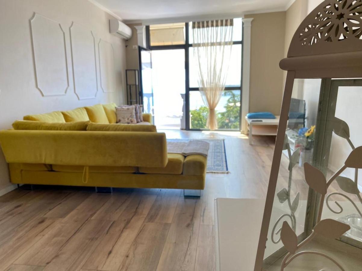 Amarilis Luxury Apartments Sarande Bagian luar foto