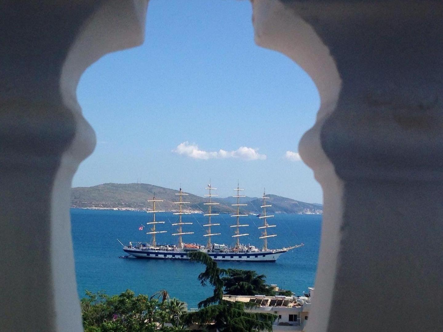 Amarilis Luxury Apartments Sarande Bagian luar foto